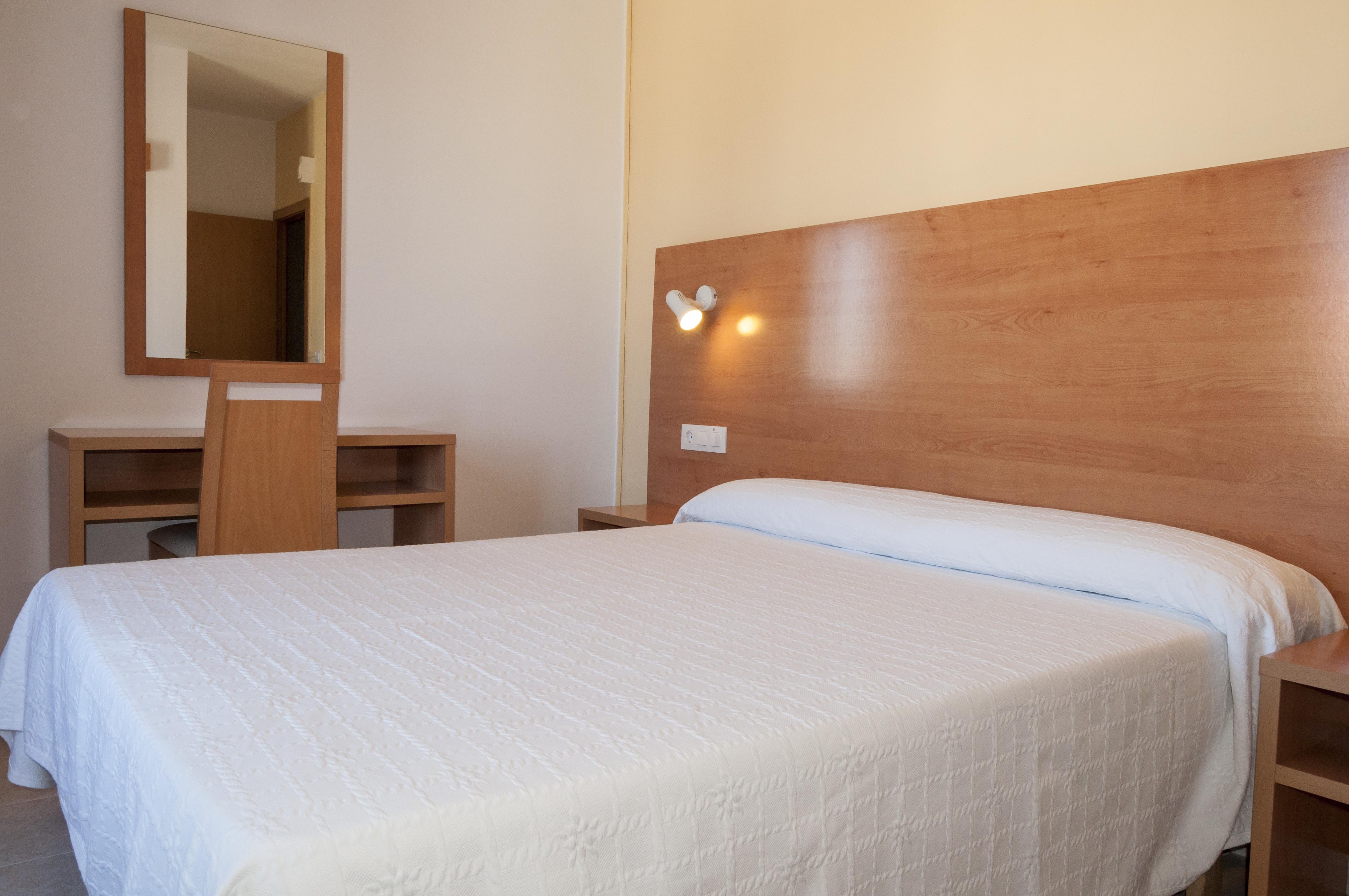 Hotel Madrid Ciutadella  Buitenkant foto
