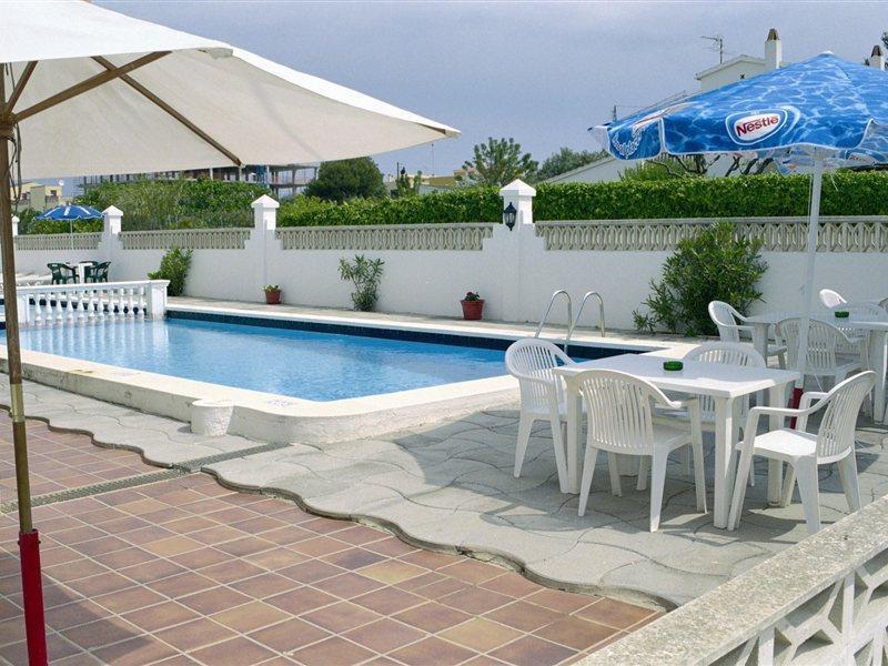 Hotel Madrid Ciutadella  Buitenkant foto