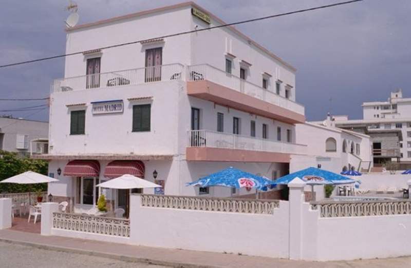 Hotel Madrid Ciutadella  Buitenkant foto